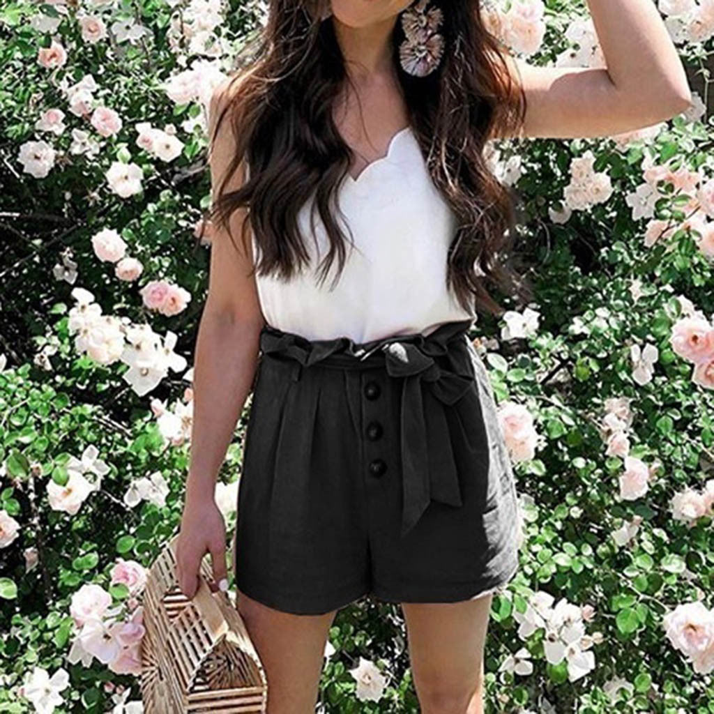 Casual shorts with elastic waist