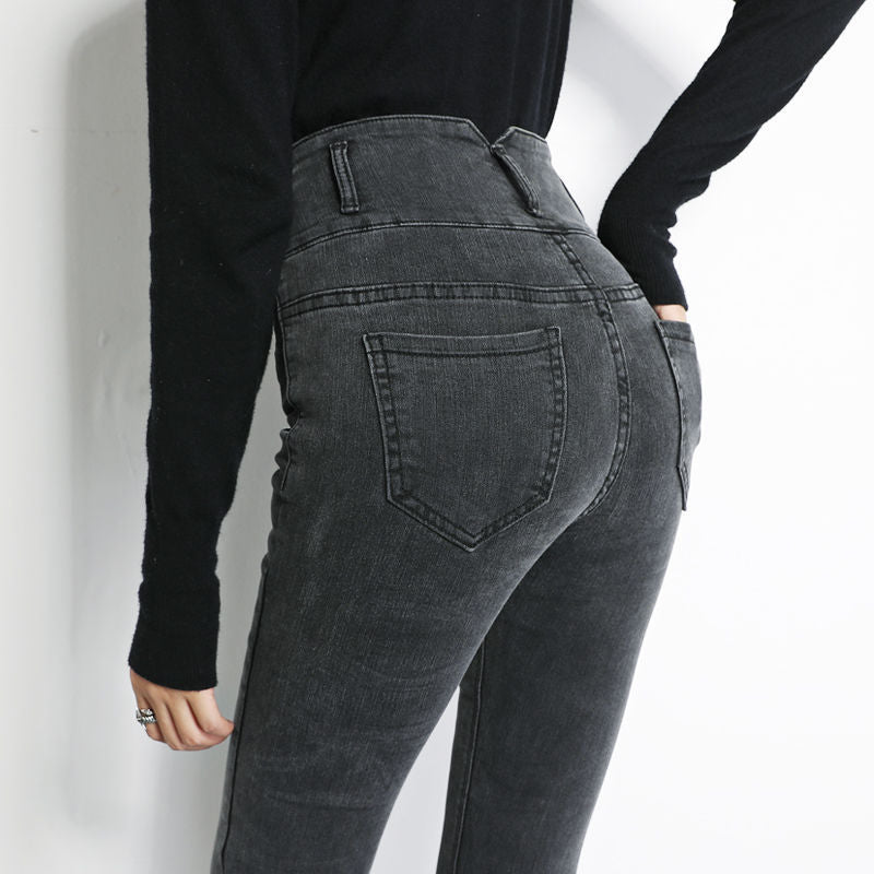 Oversized high-rise jeans