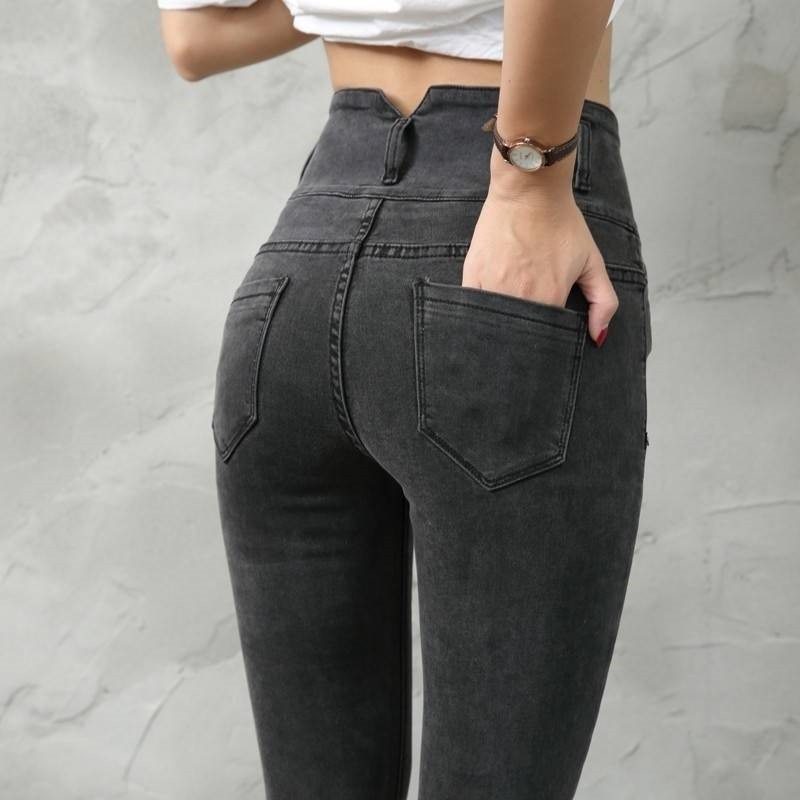 Oversized high-rise jeans